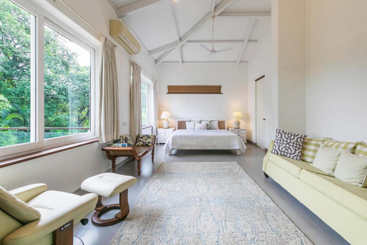 Hamptons Charm By Stayvista Luxury 5Br With Pool, Lawn & Table Tennis Alibag Exterior photo