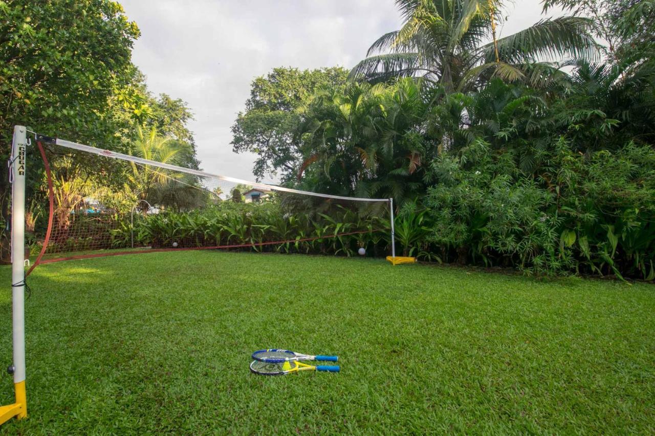 Hamptons Charm By Stayvista Luxury 5Br With Pool, Lawn & Table Tennis Alibag Exterior photo
