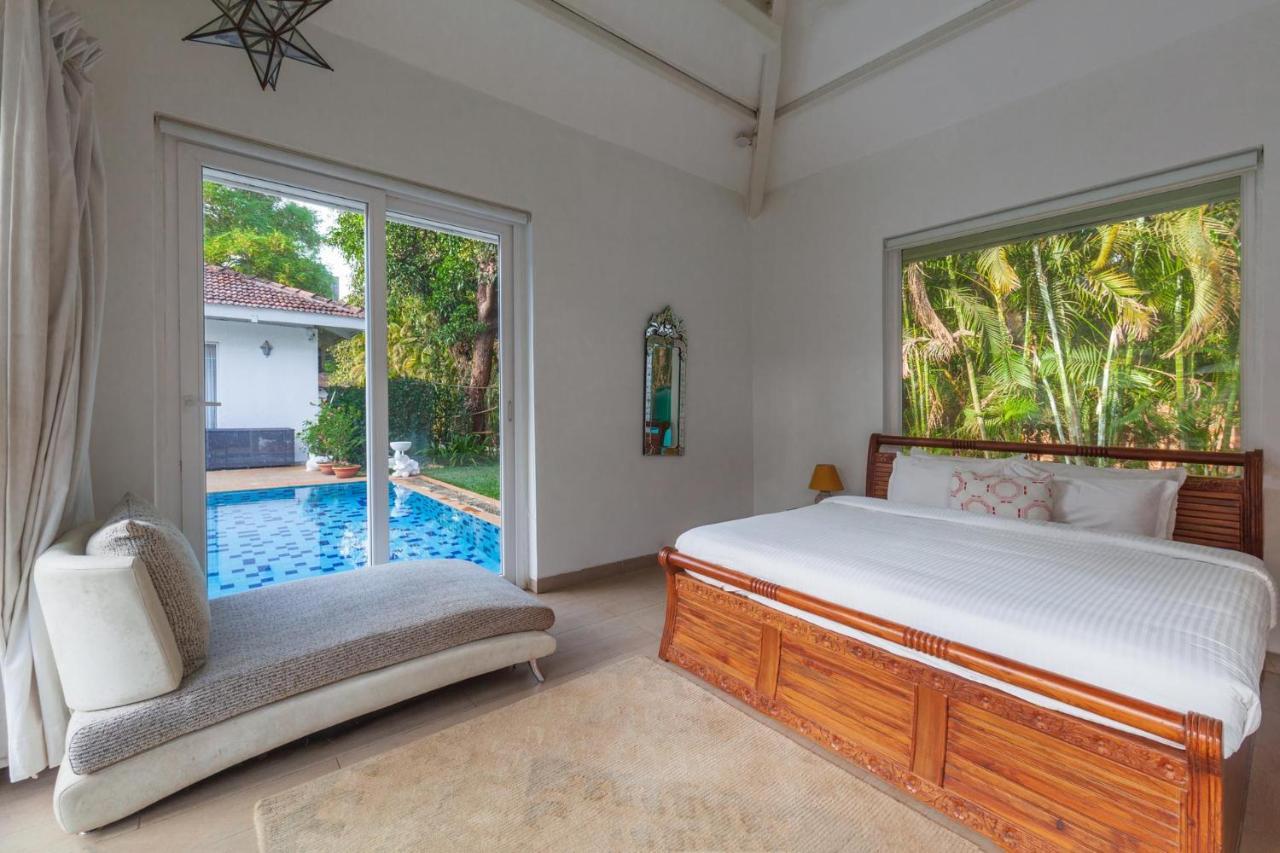 Hamptons Charm By Stayvista Luxury 5Br With Pool, Lawn & Table Tennis Alibag Exterior photo